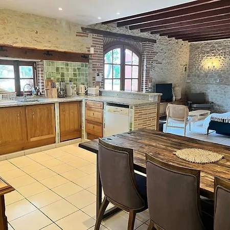 Petit Coin De Paradis Albigeois Дом отдыха Castelnau-de-Levis