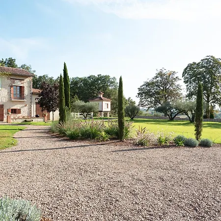 Дом отдыха Petit Coin De Paradis Albigeois